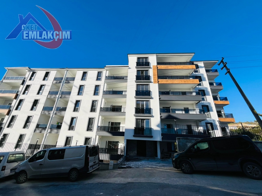 BAĞLIK MAH AÇIK HAVUZA SAHİP 2+1 LÜKS DAİRE
