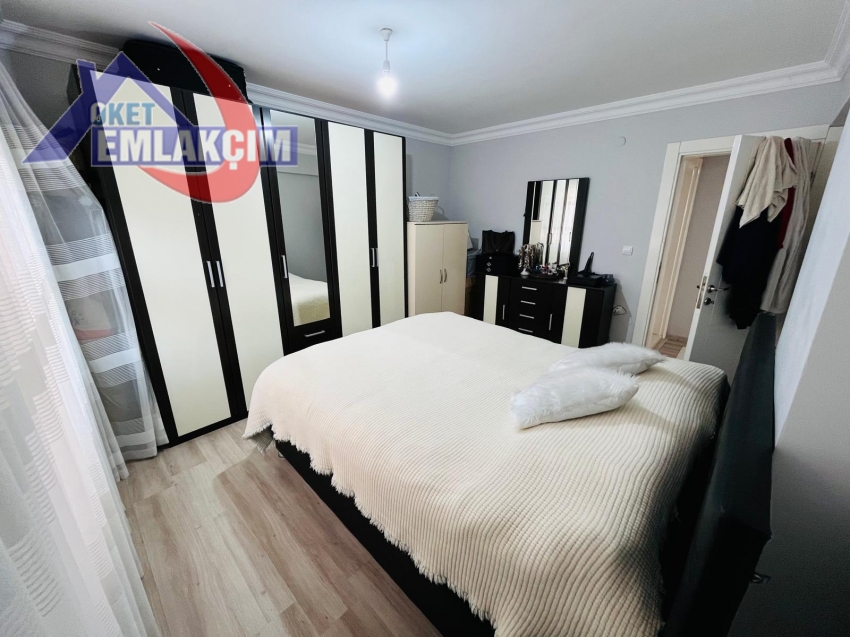EMLAKÇIM OKET’TEN PARK MAZARADA SATILIK 3+1