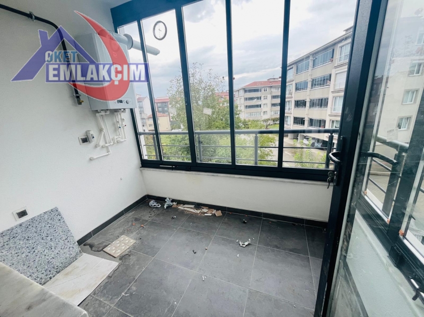 KEPEZ MAH ANAYOL ÜZERİ 1+1 BAĞIMSIZ MUTFAĞA SAHİP