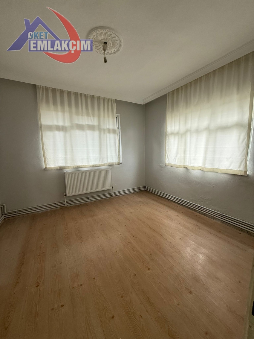 KIŞLA MEVKİNDE İŞÇİLER İÇİN UYGUN KİRALIK BİNA