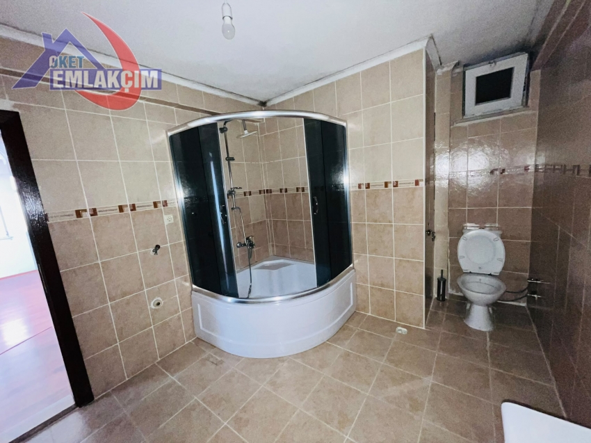 MERKEZİ KONUM EREYLİN AVM KARŞISI 2+1 KİRALIK DAİR