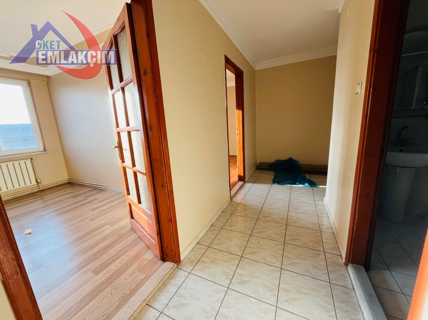 MÜFTÜ MAH ANA CADDE ÜZERİN 3+1 KİRALIK DAİRE 