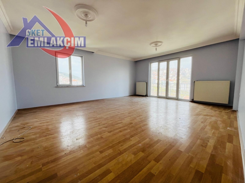 SÜLEYMANLAR MAH GENİŞ 3+1 SATILIK DAİRE