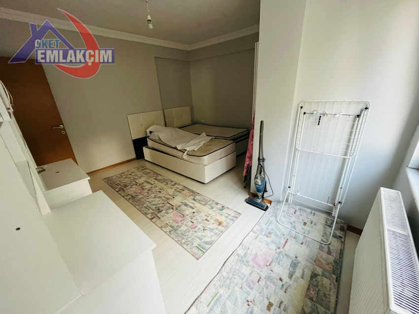 FAKÜLTE MEVKİİ EŞYALI 1+1 KİRALIK DAİRE