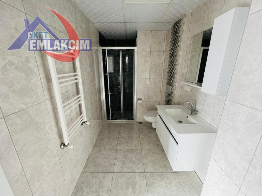 ORTA CAMİİ MEVKİNDE KİRALIK 1+1 DAİRE