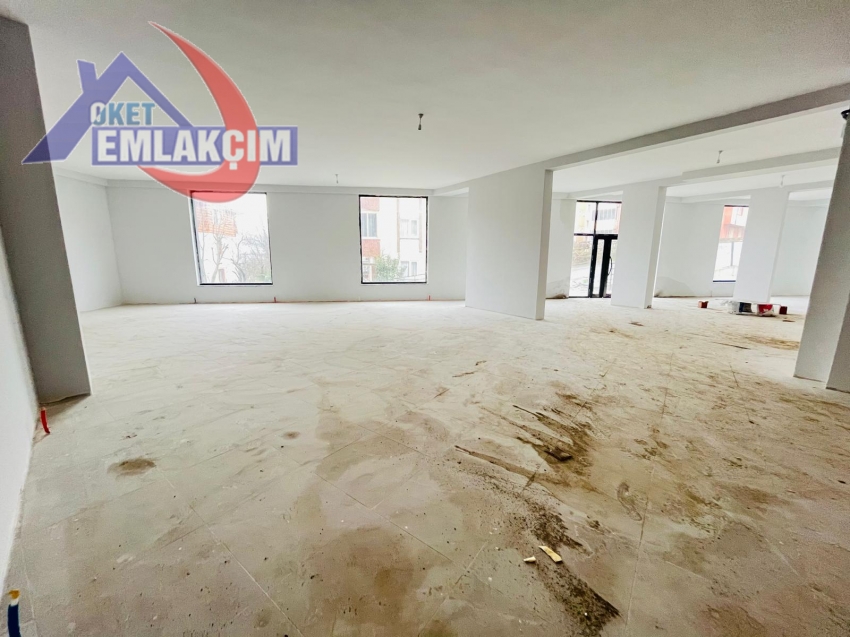 DAĞ EVLERİ MEVKİNDE KİRALIK 200M2 DEPO/DÜKKAN