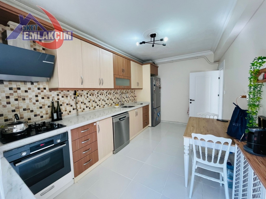 UZUNMEHMET MAH SATILIK 3+1 GENİŞ DAİRE