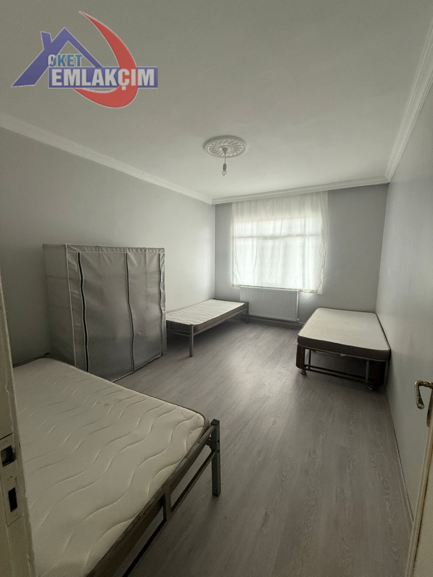 KIŞLA MEVKİNDE İŞÇİLER İÇİN UYGUN KİRALIK BİNA