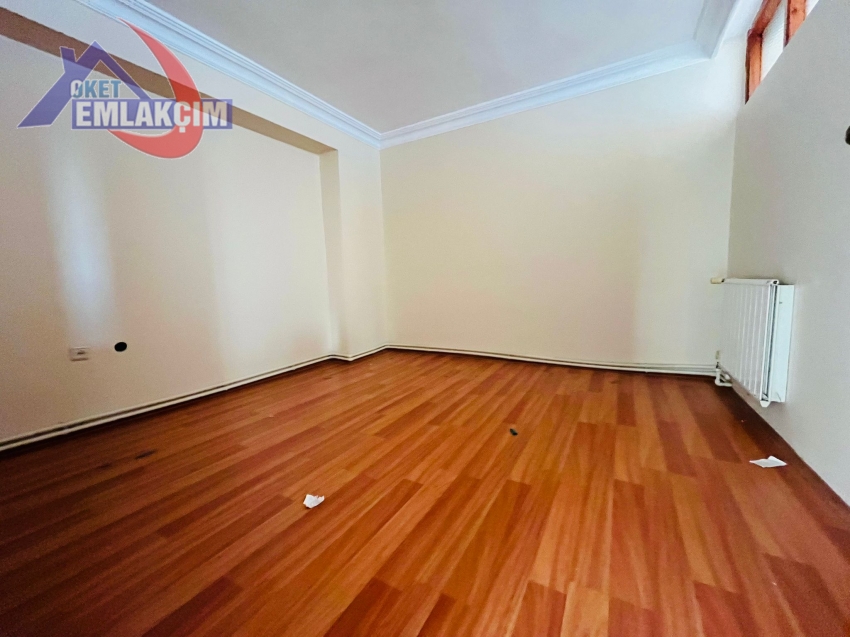 MÜFTÜ MAH ANA CADDE ÜZERİN 3+1 KİRALIK DAİRE 