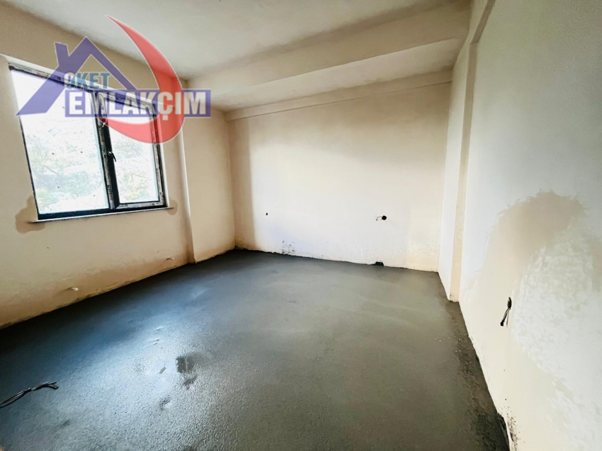 KEPEZ UYUYAN GÜZEL MEVKİNDE SATILIK SIFIR 1+1 DAİR