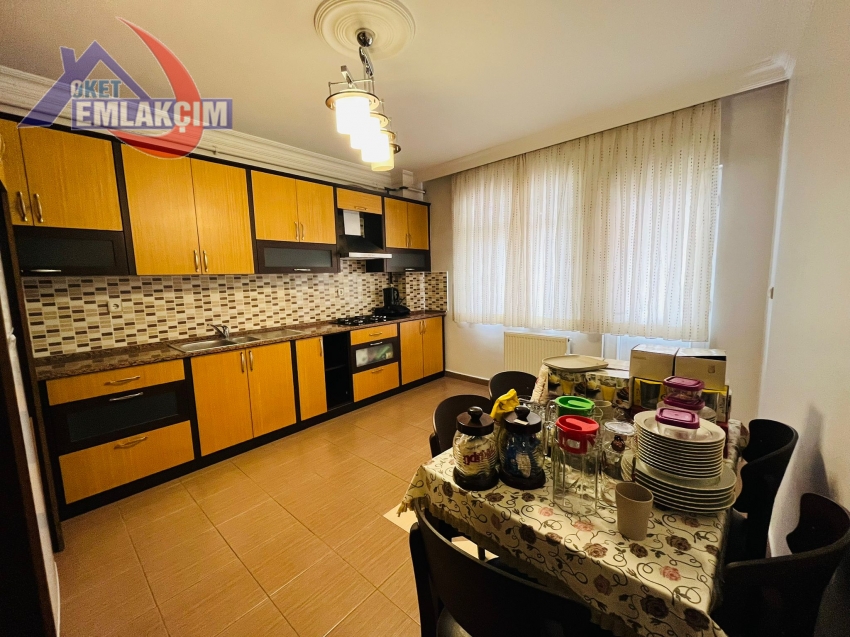 MÜFTÜ MAH ANAYOL ÜZERİNDE KİRALIK 3+1 DAİRE