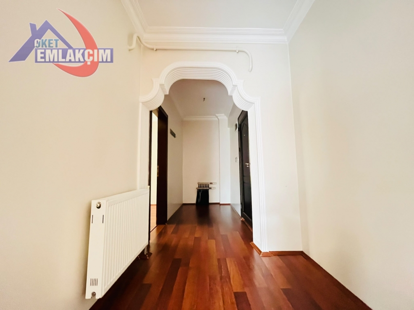 MERKEZİ KONUM EREYLİN AVM KARŞISI 2+1 KİRALIK DAİR