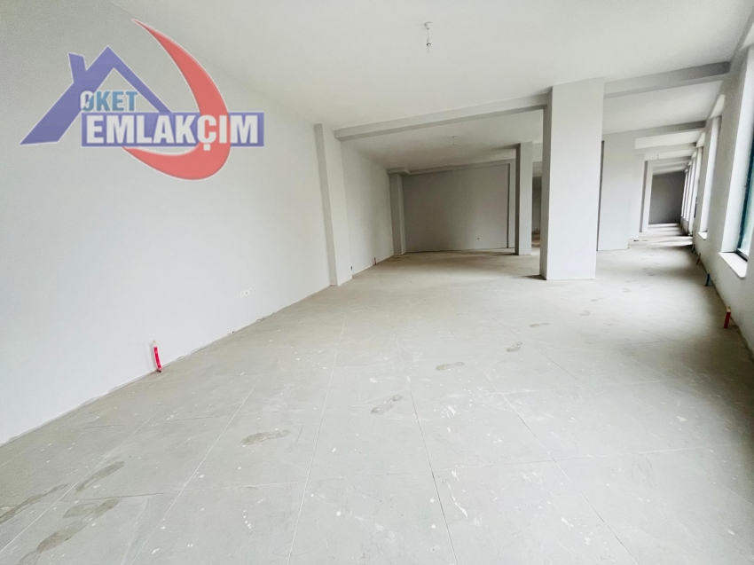 DAĞ EVLERİ MEVKİNDE KİRALIK 200M2 DEPO/DÜKKAN
