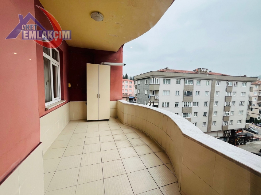 MÜFTÜ MAH ANAYOL ÜZERİNDE KİRALIK 3+1 DAİRE
