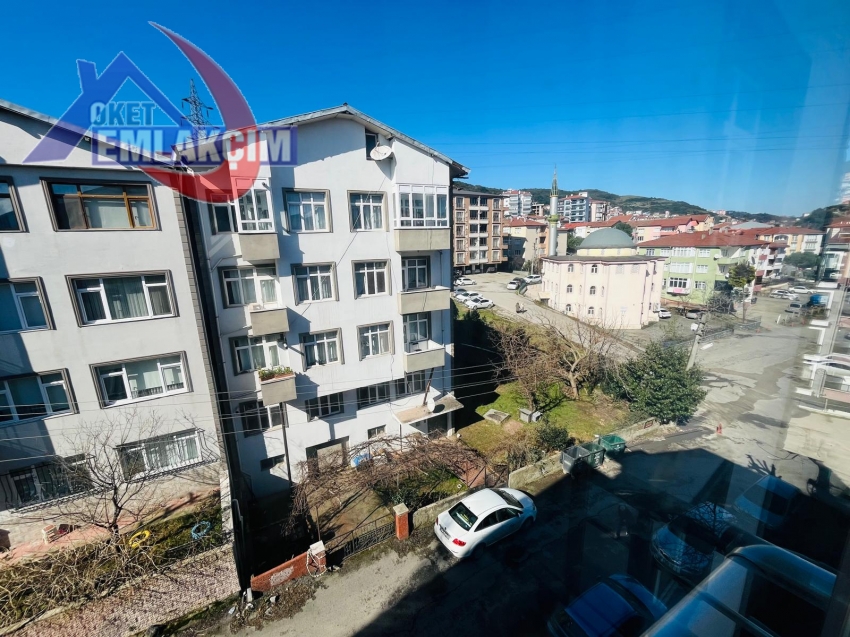 ADLİYE BÖLGESİNDE EŞYALI KİRALIK 2+1 DAİRE