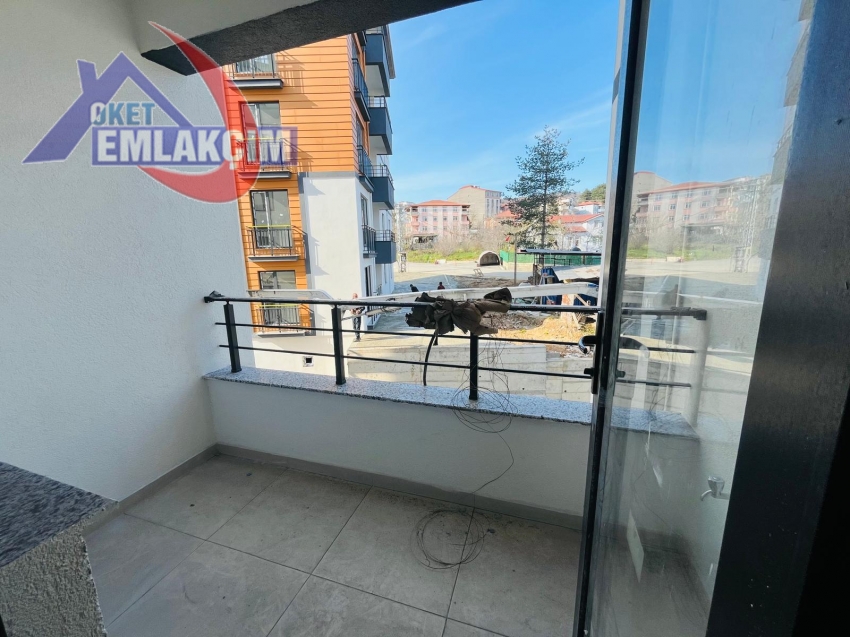 DİŞ HASTANESİ MEVKİNDE KİRALIK SIFIR 2+1 DAİRE