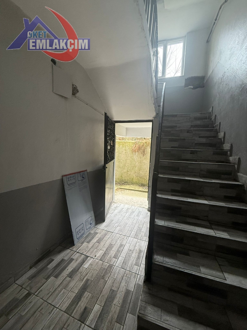 KIŞLA MEVKİNDE İŞÇİLER İÇİN UYGUN KİRALIK BİNA