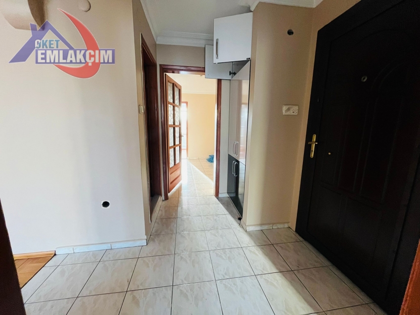 MÜFTÜ MAH ANA CADDE ÜZERİN 3+1 KİRALIK DAİRE 