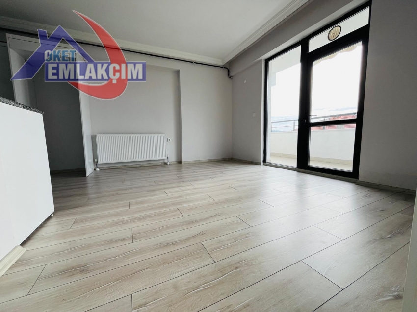 ORTA CAMİİ MEVKİNDE KİRALIK 1+1 DAİRE