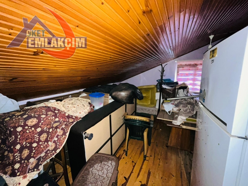 KAVAKLIK MAHALLESİNDE ANAYOLA 100M MESAFEDE SATILI