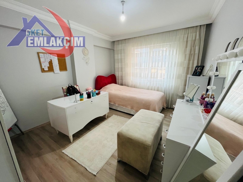EMLAKÇIM OKET’TEN PARK MAZARADA SATILIK 3+1