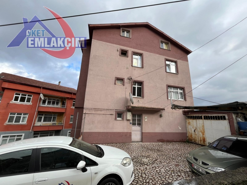 KAVAKLIK MAHALLESİNDE ANAYOLA 100M MESAFEDE SATILI