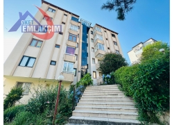 BAĞLIK’TA SİTE İÇERİSİNDE SATILIK 3+1 GENİŞ 
