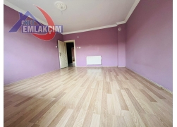 KAVAKLIK MAHALLESİNDE KİRALIK 2+1 DAİRE