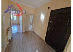 KAVAKLIK MAHALLESİNDE 1+1 KİRALIK DAİRE