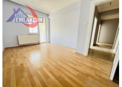SÜLEYMANLAR MAH GENİŞ 3+1 SATILIK DAİRE