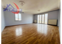 SÜLEYMANLAR MAH GENİŞ 3+1 SATILIK DAİRE