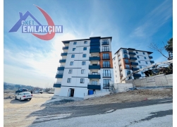 DİŞ HASTANESİ MEVKİNDE KİRALIK SIFIR 2+1 DAİRE