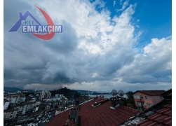 ÇARŞIYA YÜRÜME MESAFESİNDE DUBLEKS DAİRE