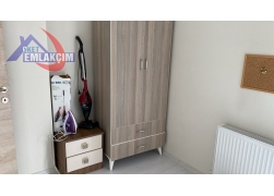 KONUMUYLA AVANTAJ SAĞLAYAN 1+1 EŞYALI KİRALIK DAİR