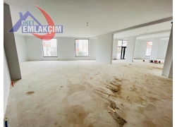 DAĞ EVLERİ MEVKİNDE KİRALIK 200M2 DEPO/DÜKKAN