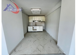 MERKEZİ KONUMDA İÇİ YENİLENMİŞ 3+1 SATILIK DAİRE