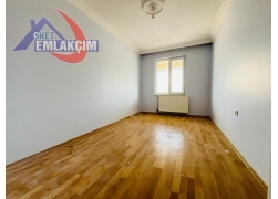 SÜLEYMANLAR MAH GENİŞ 3+1 SATILIK DAİRE