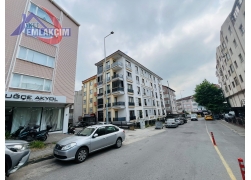 MERKEZİ KONUM EREYLİN AVM KARŞISI 2+1 KİRALIK DAİR