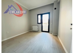 DİŞ HASTANESİ MEVKİİ’NDE SATILIK SIFIR 2+1 D