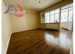 KADI TARLASI MEVKİNDE KİRALIK 3+1 BAKIMLI DAİRE