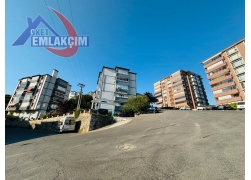 BAĞLIK’TA SİTE İÇERİSİNDE SATILIK 3+1 GENİŞ 