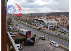 KEPEZ ANAYOL ÜZERİNDE SATILIK 3+1 DAİRE