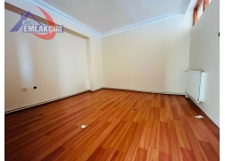 MÜFTÜ MAH ANA CADDE ÜZERİN 3+1 KİRALIK DAİRE 