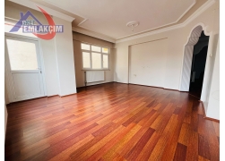 MERKEZİ KONUM EREYLİN AVM KARŞISI 2+1 KİRALIK DAİR