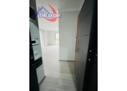FAKÜLTE MEVKİNDE YATIRIMA UYGUN SATILIK 1+1 SIFIR