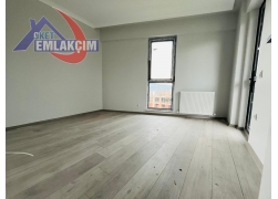 FAKÜLTE MEVKİNDE YATIRIMA UYGUN SATILIK 1+1 SIFIR