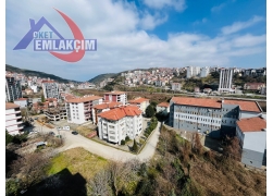SÜLEYMANLAR MAH GENİŞ 3+1 SATILIK DAİRE