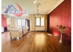 BAĞLIK’TA SİTE İÇERİSİNDE SATILIK 3+1 GENİŞ 