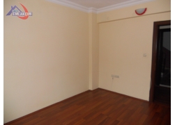 BAĞLIK MAHALLESİNDE CADDE ÜZERİ KİRALIK 2+1 DAİRE