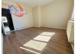 KADI TARLASI MEVKİNDE KİRALIK 3+1 BAKIMLI DAİRE